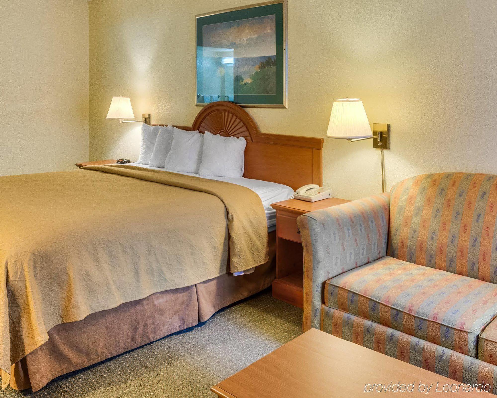 Econo Lodge Naval Station Норфолк Екстериор снимка