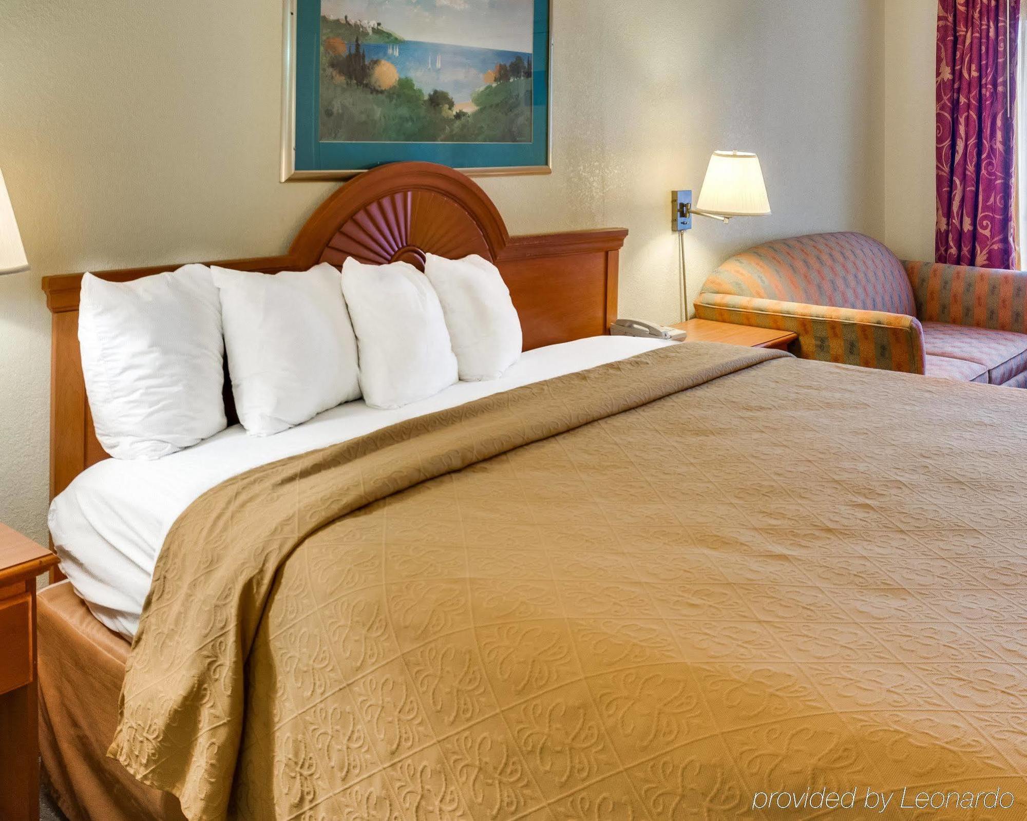 Econo Lodge Naval Station Норфолк Екстериор снимка