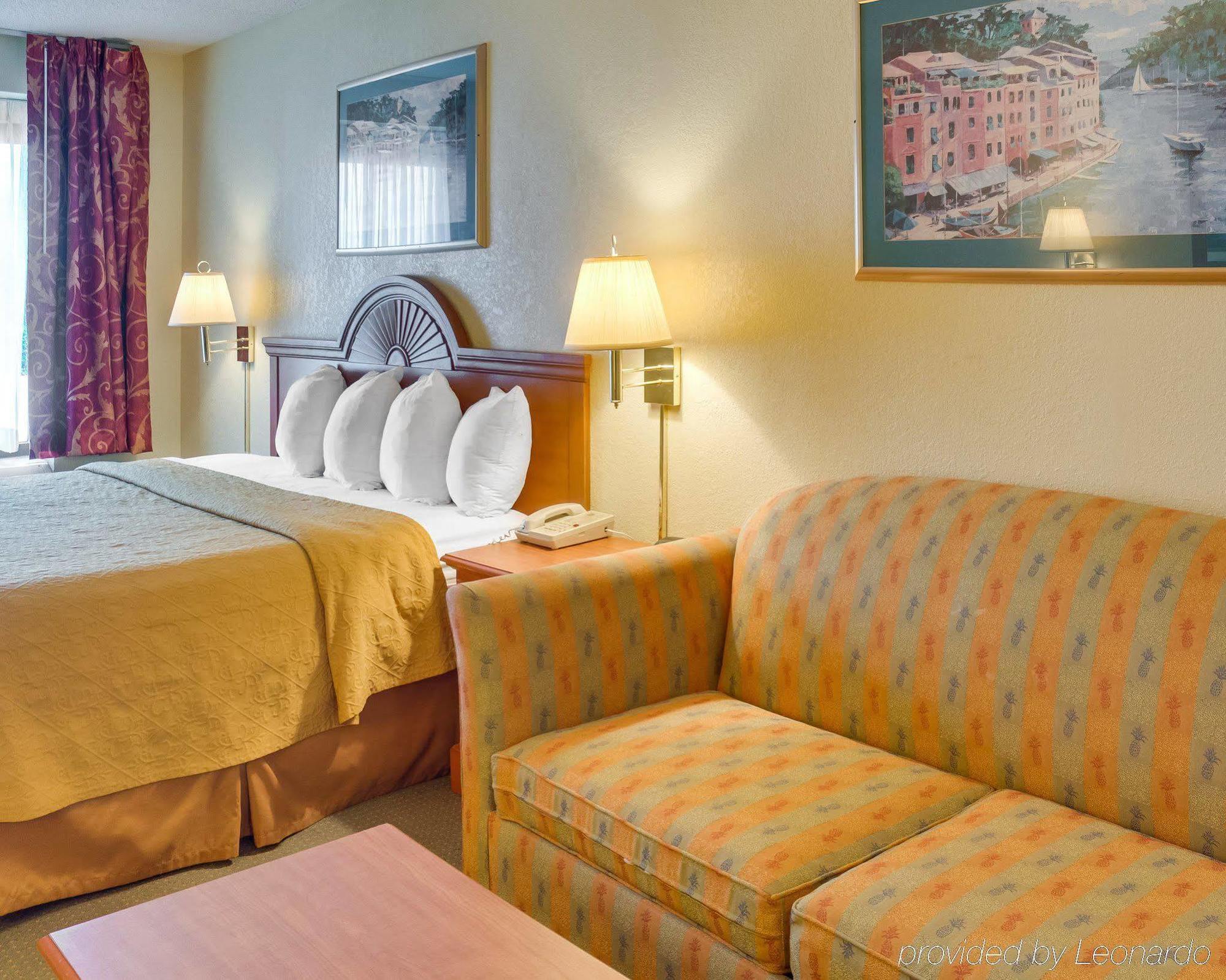 Econo Lodge Naval Station Норфолк Екстериор снимка
